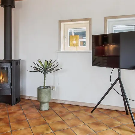 Brigida - 500m From The Sea By Interhome
