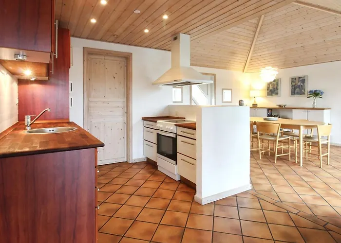 Brigida - 500m From The Sea By Interhome Lakolk