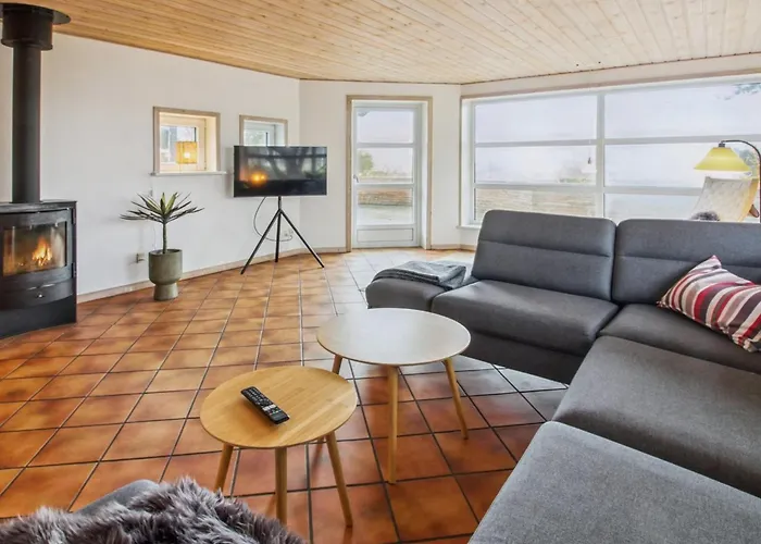 Ferienhaus Brigida - 500m From The Sea By Interhome